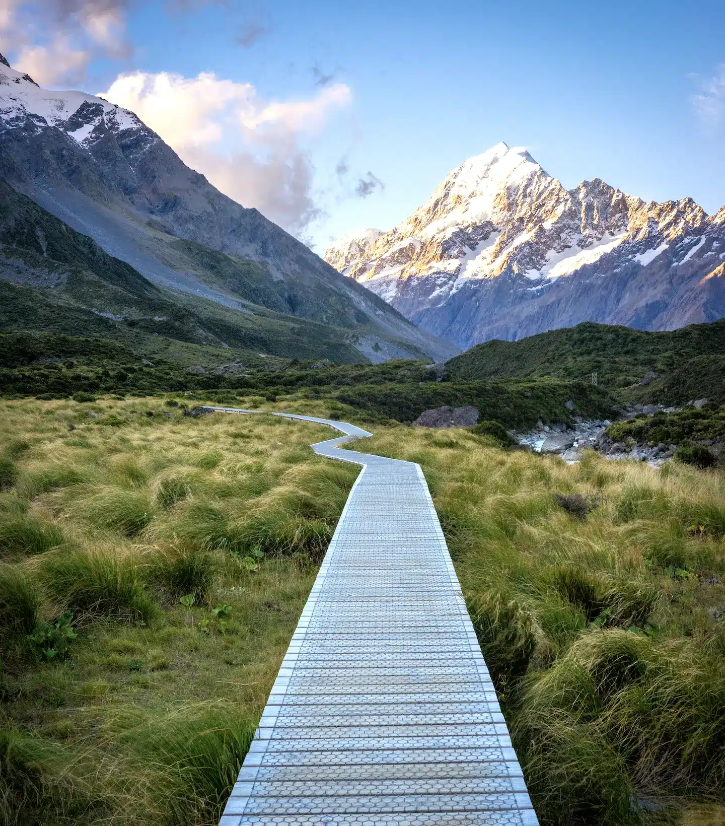 The Hooker Valley Track is one of New Zealand's most popular hiking tracks.